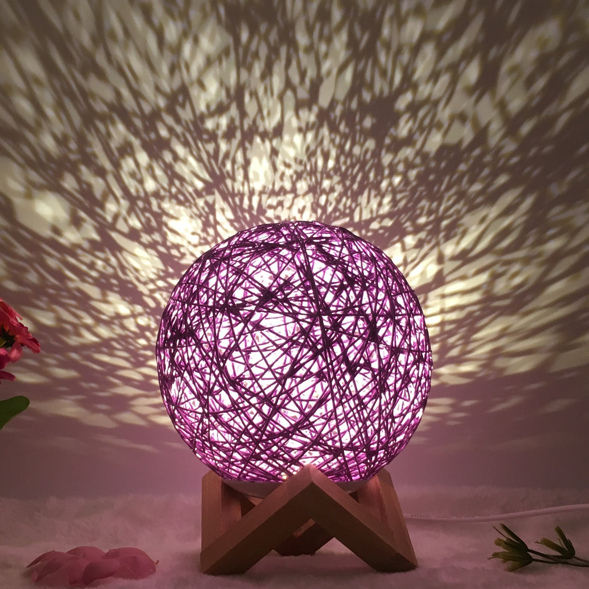 LED-Rattan-Tischlampe