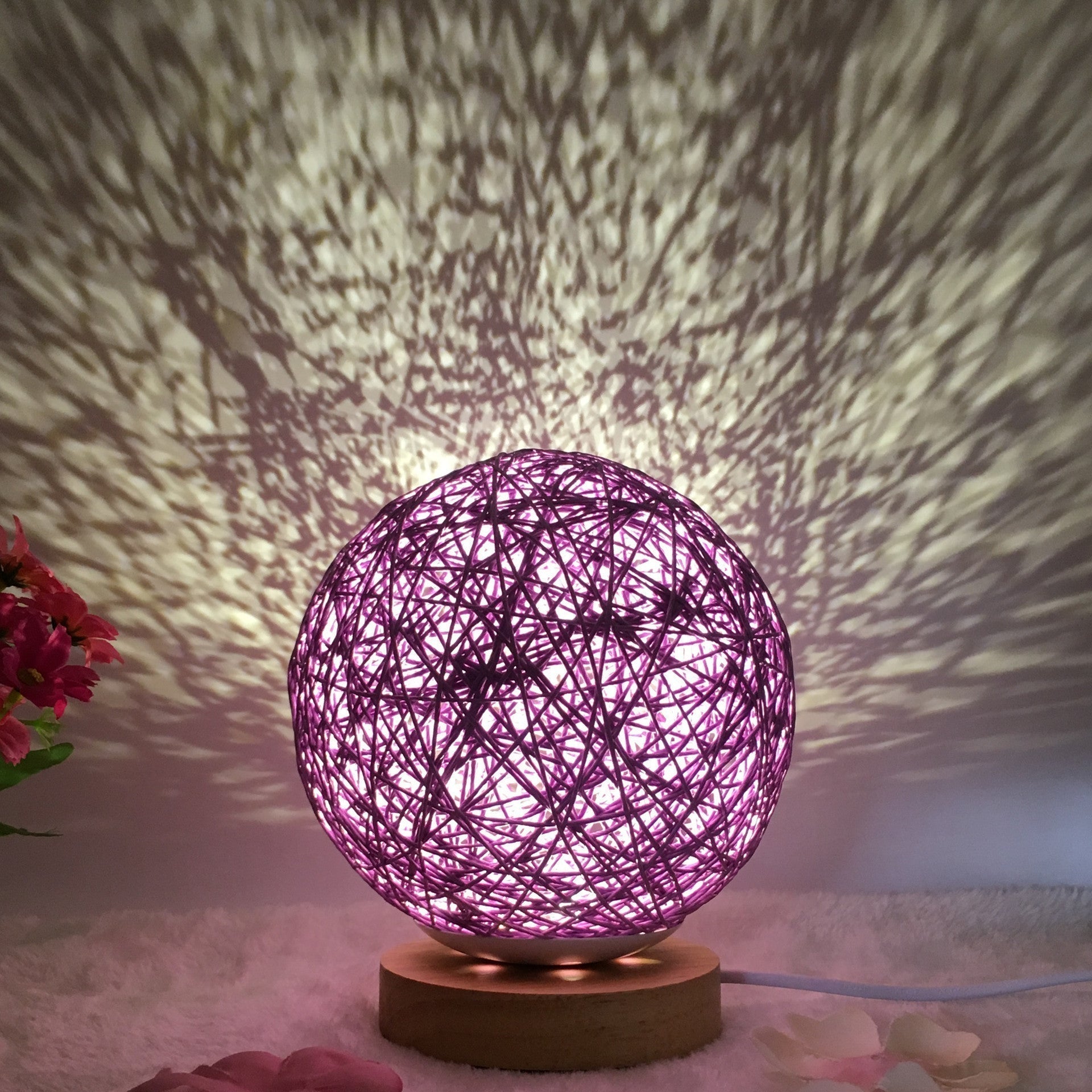 LED-Rattan-Tischlampe