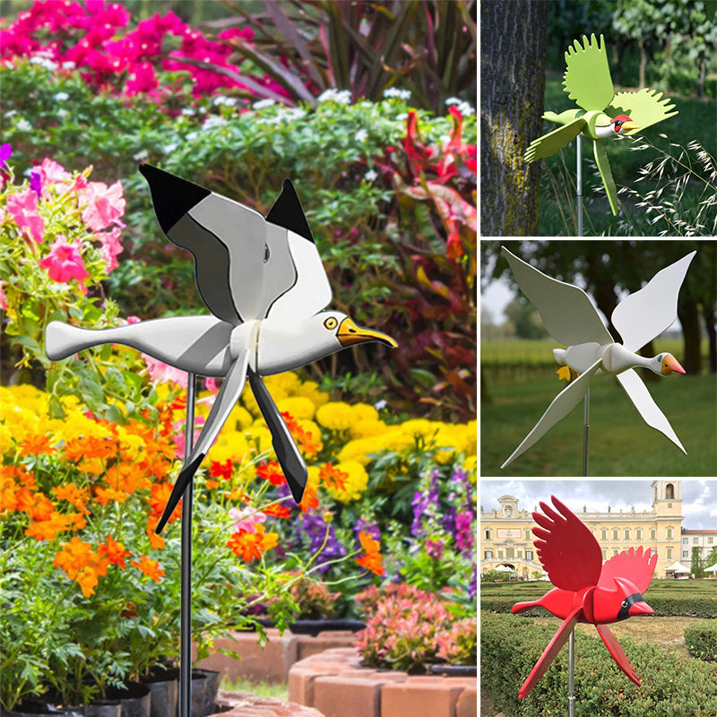 Windmühle mit Möwe als Gartendekoration