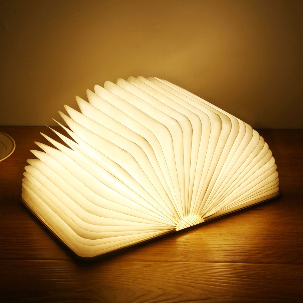 IllumiBook™ - Die perfekte Lampe für jeden Bücherliebhaber | 50% RABATT