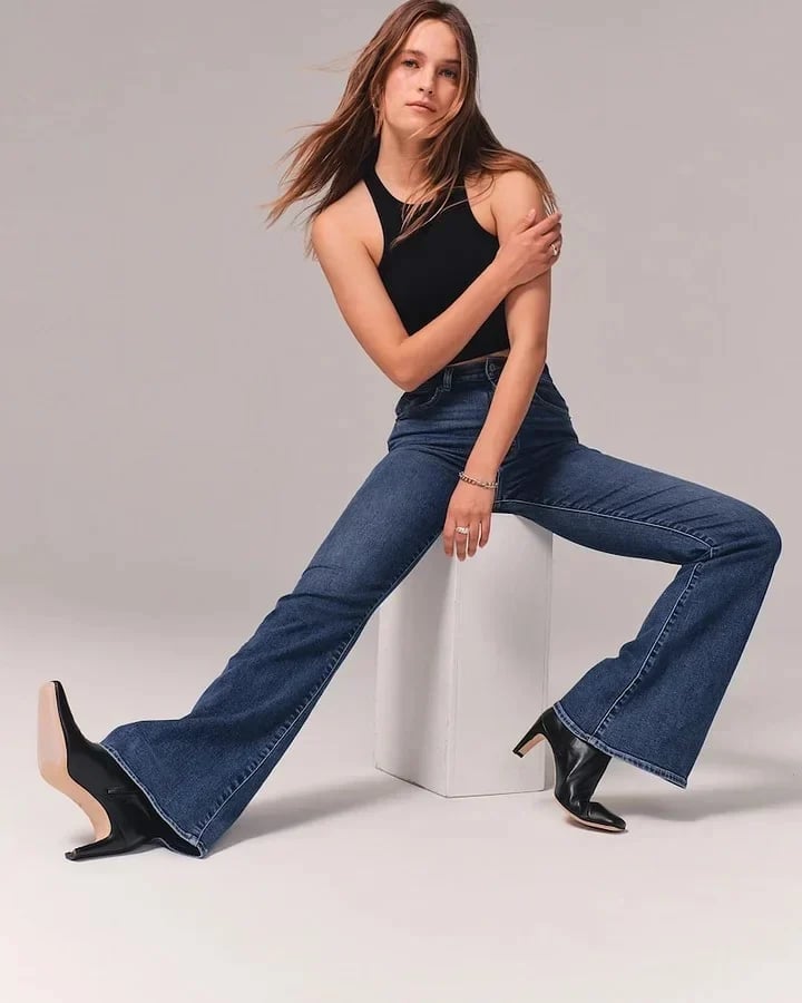 2023 High Stretch Flare Jeans - Bis 65% RABATT